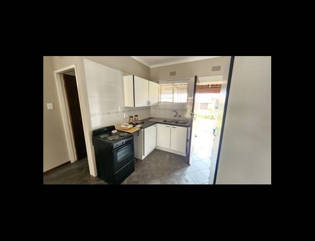 1 BEDROOM TOWNHOUSE FOR SALE IN PRIMROSE